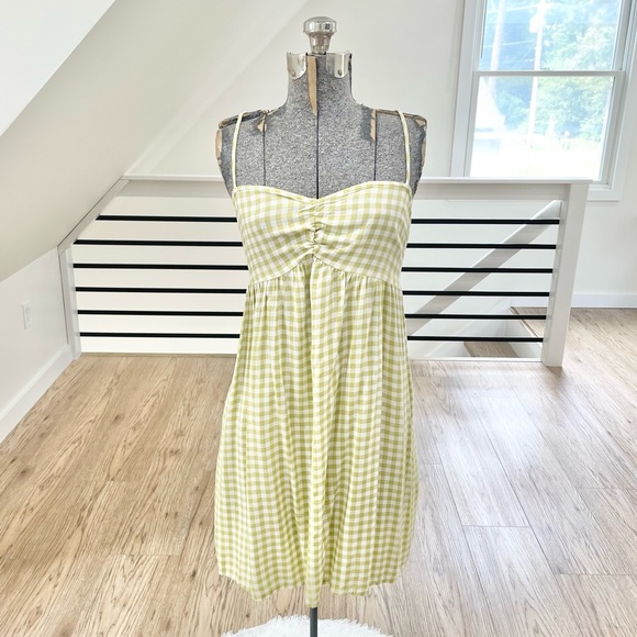 Dresses & Skirts - NWT XXL SO lime, green and white baby doll spaghetti strap mini dress